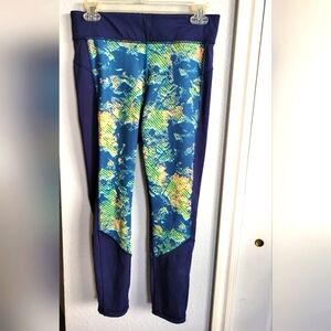  Under Armour Heat Gear Reversible fitness leggings